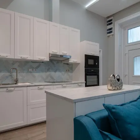 Helios Downtown Martha 부다페스트